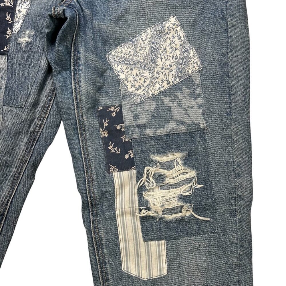 American Eagle Outfitters Women's Straight Leg Patchwork Distressed Blue Jeans - Picture 3 of 6